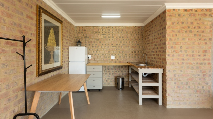 To Let 3 Bedroom Property for Rent in Agulhas Western Cape